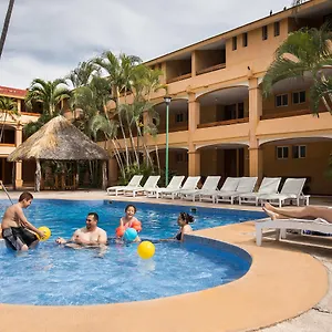margaritas-hotel-tennis-club.mazatlan-hotels.com/