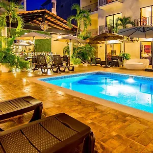 vallarta-sun-hostel.hotelspuertovallarta.org/